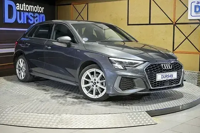 Usado Audi A3 Sportback e-tron S-Line 204 CV (150 kW) 2023 Gris Utilitario