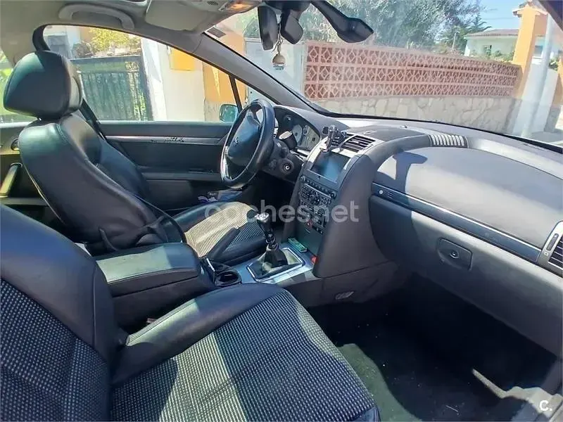 Usado Peugeot 407 136 CV (100 kW) 2005 Gris / plata Familiar