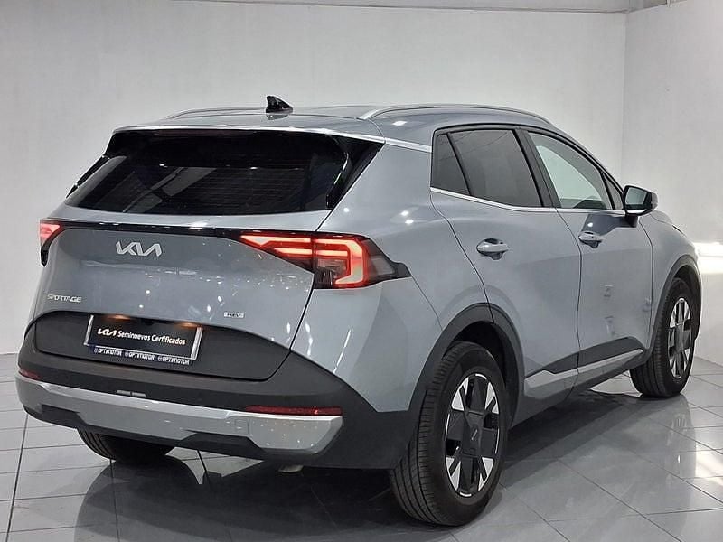 Usado Kia Sportage 215 CV (158 kW) 2025 Gris / plata SUV