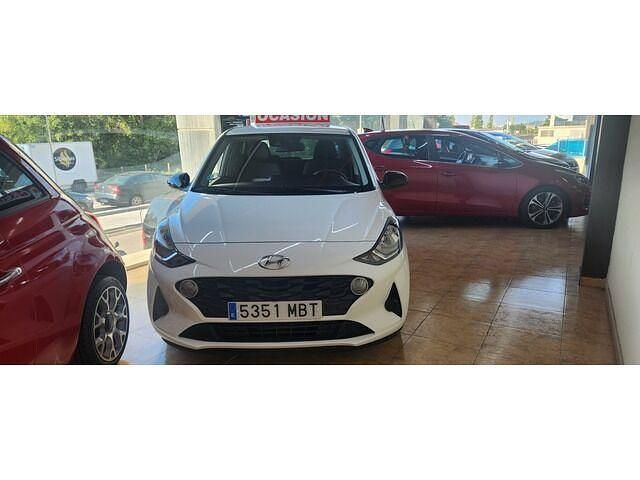 Blanco Usado 2022 Hyundai i10 Utilitario | 12.990 € (Precio justo) - Imagen 1/4