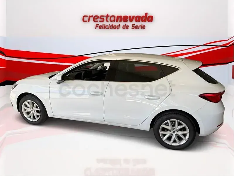 Usado Seat Leon Style 116 CV (85 kW) 2025 Blanco Berlina