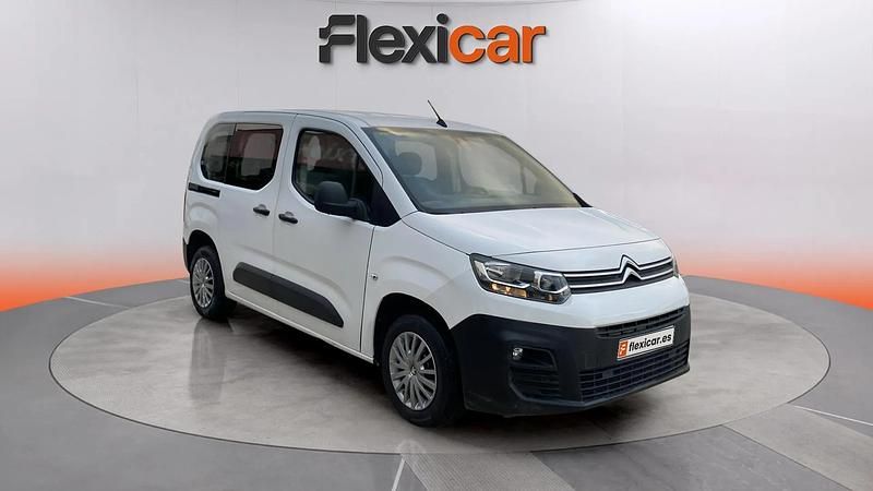 Usado Citroën Berlingo Feel 102 HP (75 kW) 2019 Branco Monovolume