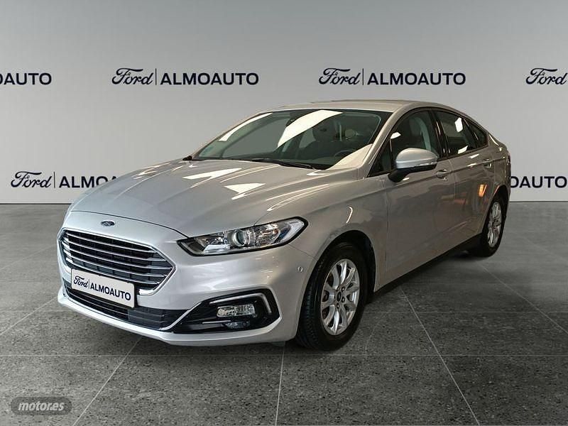 Usado Ford Mondeo Trend 150 CV (110 kW) 2020 Plateado