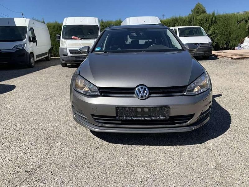Gris Usado 2015 VW Golf VII Familiar | 7880 € (Super precio) - Imagen 1/4