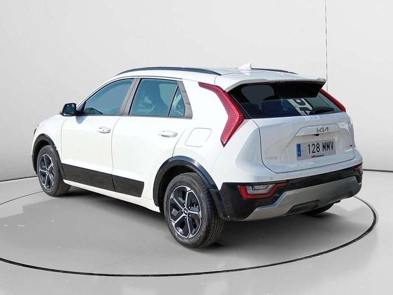 Usado Kia Niro 143 CV (105 kW) 2024 Blanco SUV