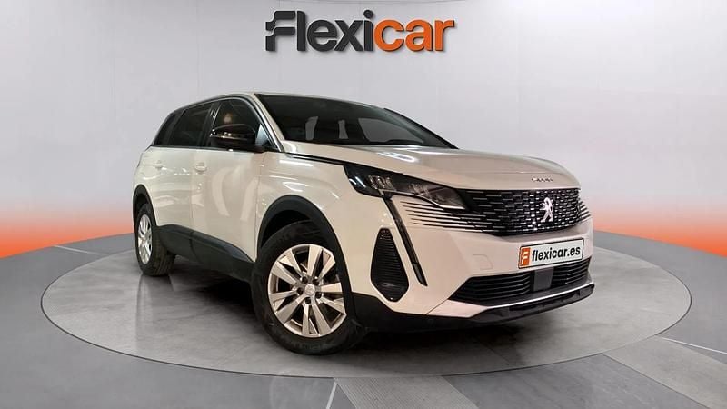Käytetty Peugeot 5008 Active 131 HP (96 kW) 2021 Katumaasturi