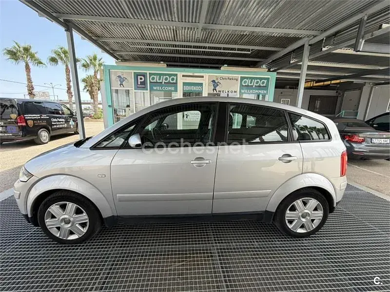 Usado Audi A2 75 CV (55 kW) 2004 Gris / plata Utilitario