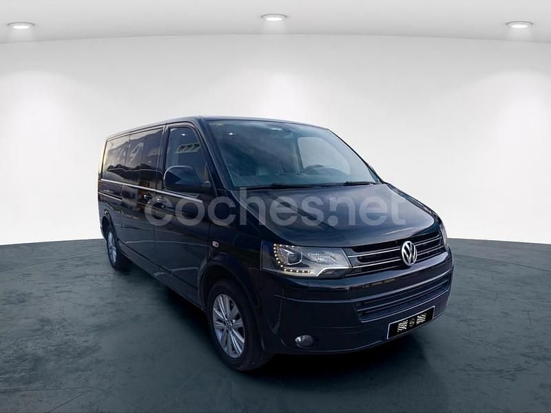 Usado VW Caravelle Comfortline 140 CV (102 kW) 2015 Negro Monovolumen