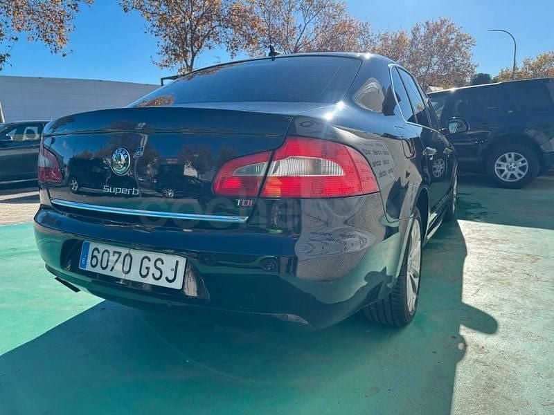 Usado Skoda Superb Ambition 170 HP (125 kW) 2010 Preto Sedan