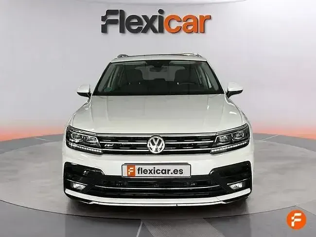 Usado VW Tiguan Sportline 190 CV (139 kW) 2019 Negro SUV