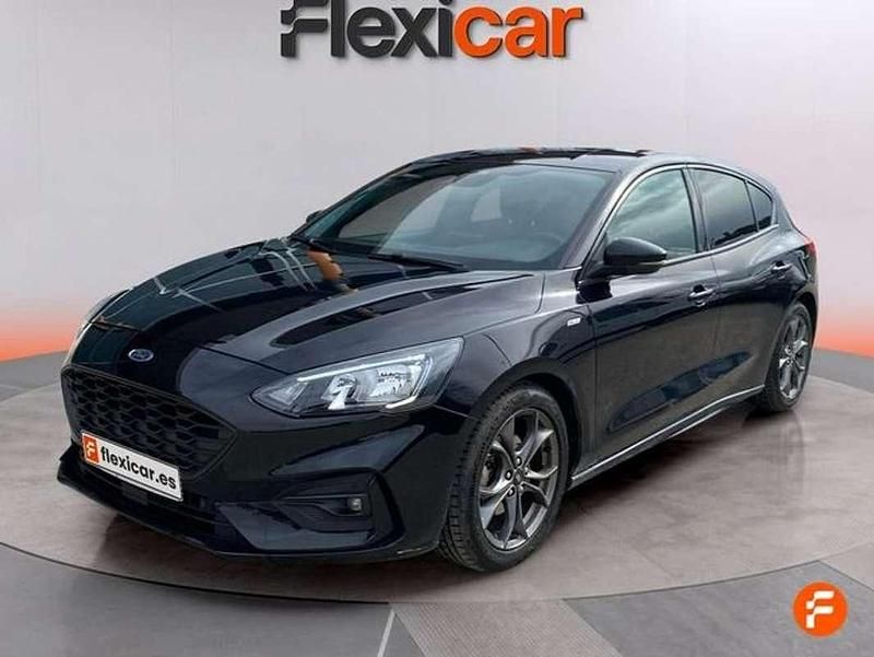 Usado Ford Focus Active 120 CV (88 kW) 2019 Negro Utilitario