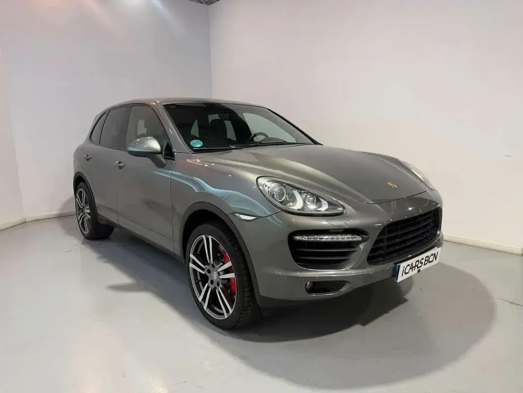 Usado Porsche Cayenne Turbo 500 CV (367 kW) 2011 Gris SUV
