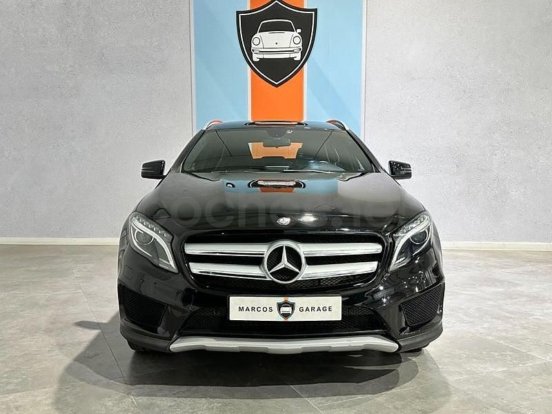 Usado Mercedes GLA200 AMG line 156 CV (114 kW) 2015 Negro SUV