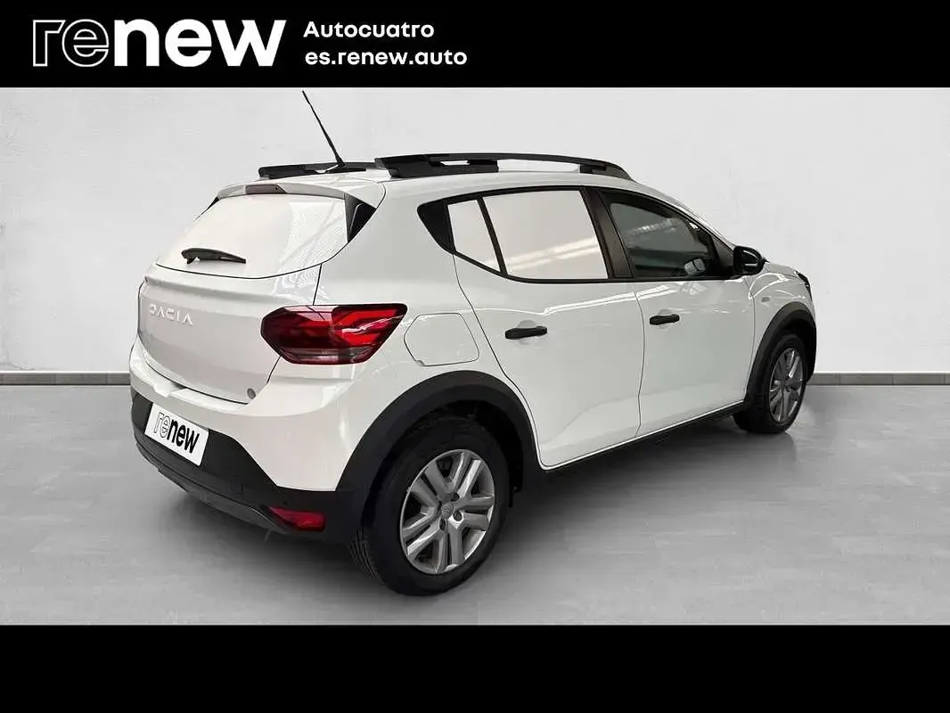 Usado Dacia Sandero Essentiel 101 CV (74 kW) 2023 Utilitario