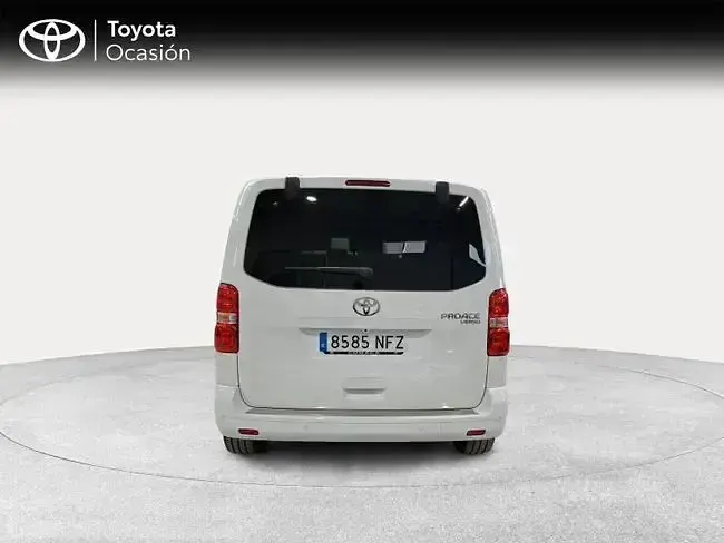 Käytetty Toyota Proace Verso Advance 144 HP (105 kW) 2025 Valkoinen Farmari