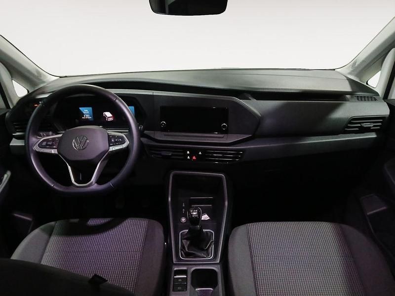 Usado VW Caddy Maxi 102 CV (75 kW) 2025 Blanco Monovolumen