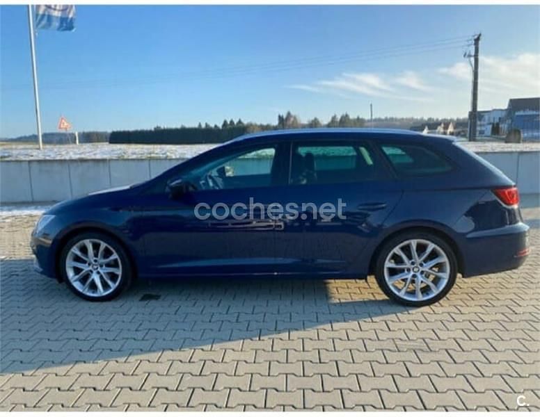 Azul Usado 2017 Seat Leon ST FR Familiar | 13.500 € (Precio justo) - Imagen 1/4