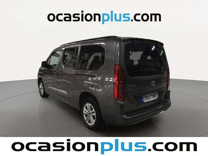 Usado Toyota Proace Active 131 CV (96 kW) 2024 Gris Monovolumen