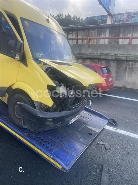 Usado Mercedes Sprinter 95 CV (69 kW) 2011 Amarillo Van