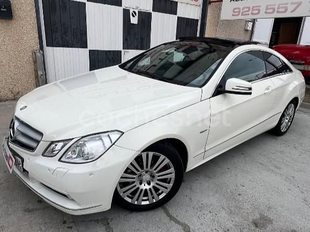 Blanco Usado 2011 Mercedes E220 Coupe | 11.950 € (Precio justo) - Imagen 1/4