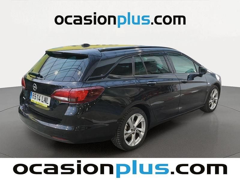 Usado Opel Astra Business Elegance 145 CV (106 kW) 2021 Negro Familiar