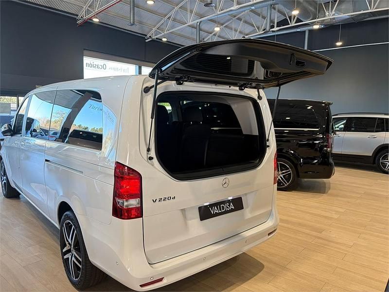 Nuevo Mercedes V220 Style 163 CV (119 kW) 2026 Blanco Monovolumen
