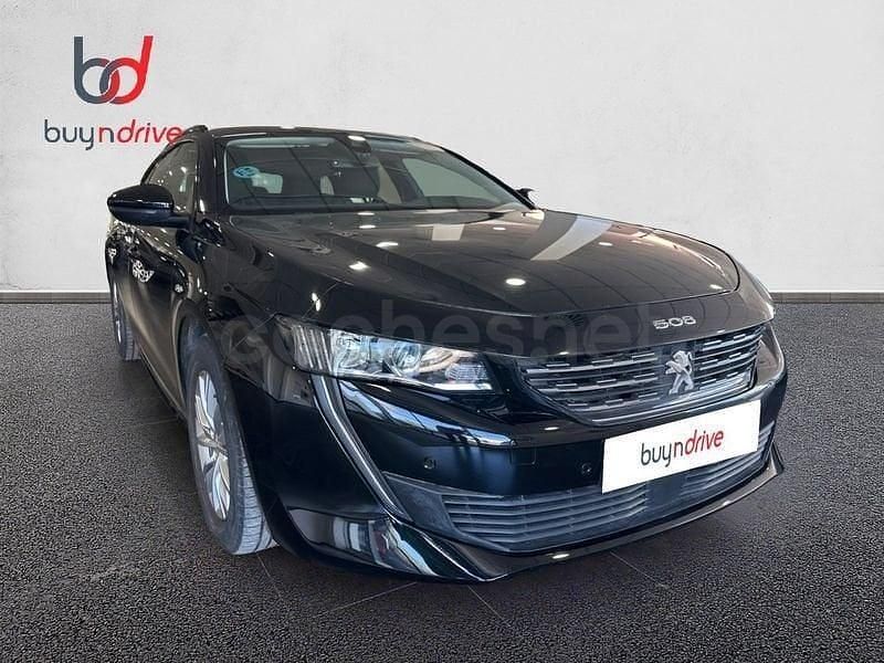 Usado Peugeot 508 SW Active 131 CV (96 kW) 2022 Blanco Familiar