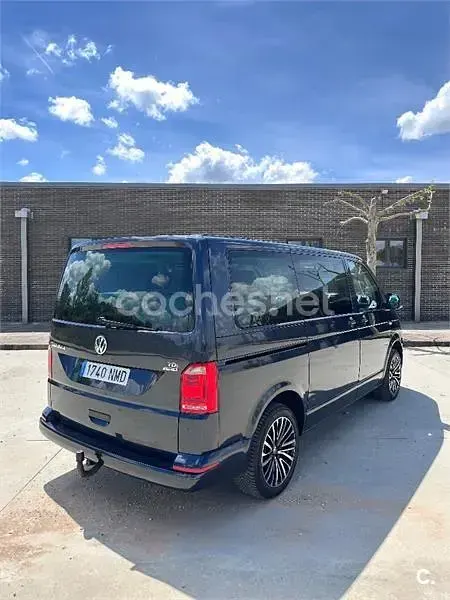 Usado VW Multivan 150 CV (110 kW) 2017 Azul Monovolumen