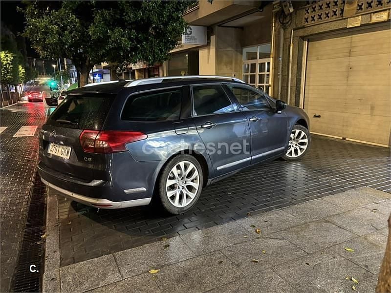 Usado Citroën C5 138 CV (101 kW) 2009 Azul Familiar