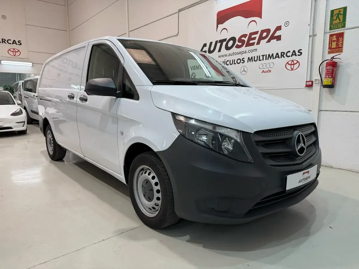 Usado Mercedes Vito 136 CV (100 kW) 2020 Blanco Van