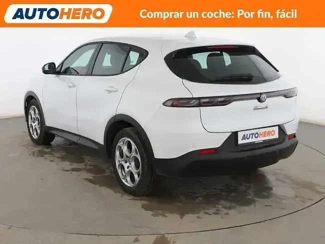 Usado Alfa Romeo Tonale Sprint 131 CV (96 kW) 2022 Blanco SUV