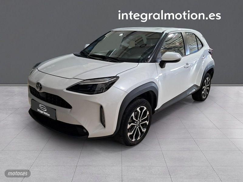 Blanco Usado 2024 Toyota Yaris Cross Active SUV | 26.990 € (Caro) - Imagen 1/4