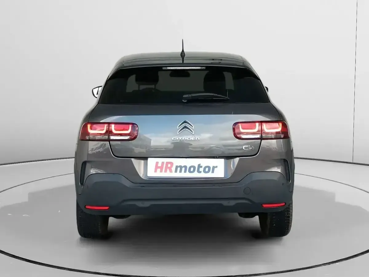 Usado Citroën C4 Cactus PureTech 130 CV (95 kW) 2018 Gris Utilitario