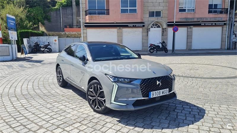 Usado DS Automobiles DS4 Opera 130 CV (95 kW) 2023 Gris / plata Berlina
