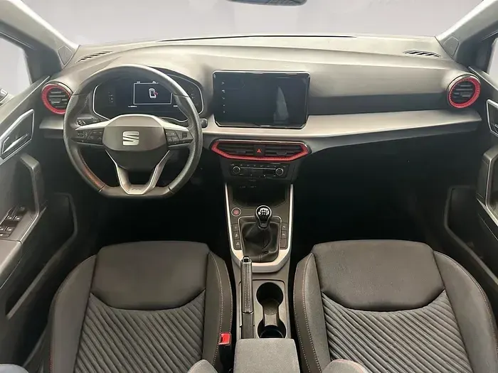 Usado Seat Arona FR 116 CV (85 kW) 2025 Gris SUV