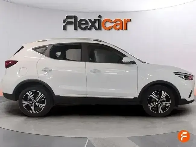 Usado MG ZS Comfort 106 CV (77 kW) 2025 Blanco SUV