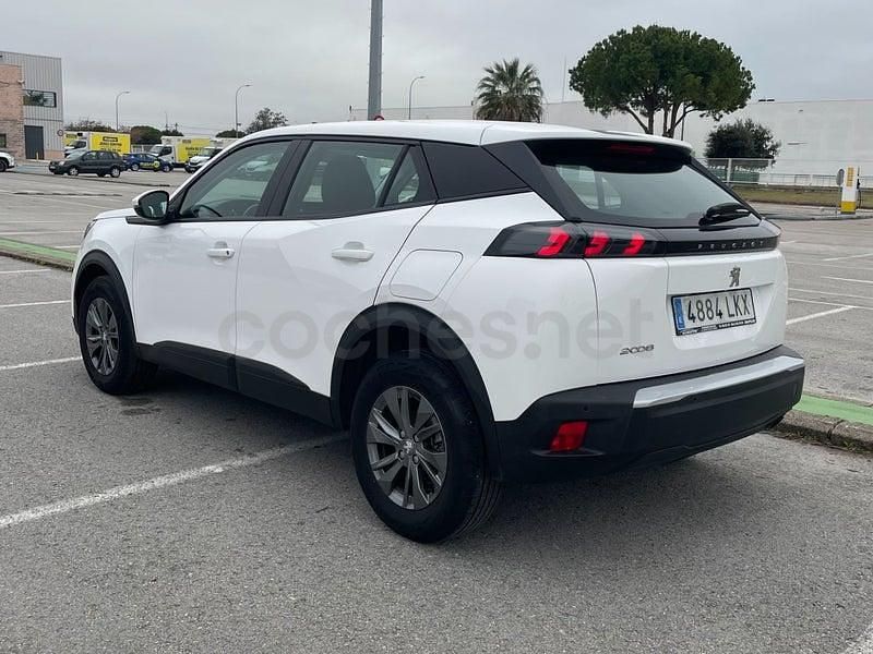 Usado Peugeot 2008 Active 100 CV (73 kW) 2020 Blanco SUV