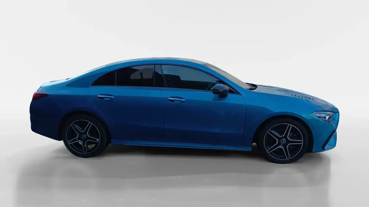 Usado Mercedes CLA220 190 CV (139 kW) 2025 Berlina