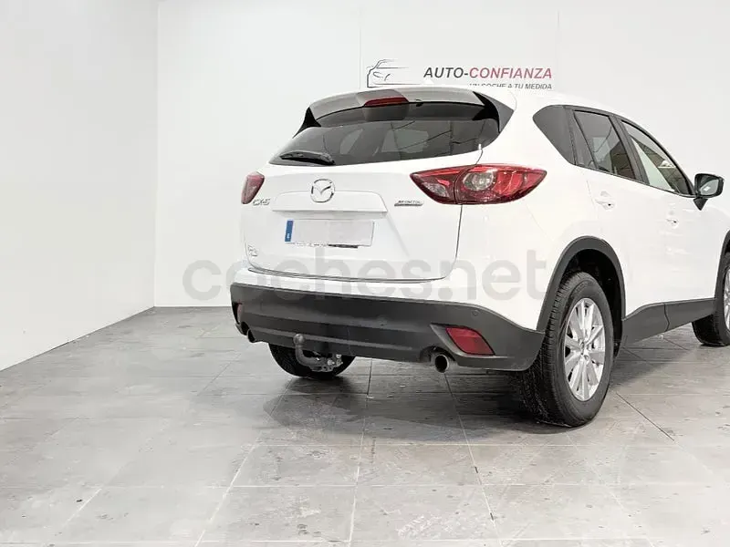 Käytetty Mazda CX-5 Style 150 HP (110 kW) 2015 Valkoinen Katumaasturi
