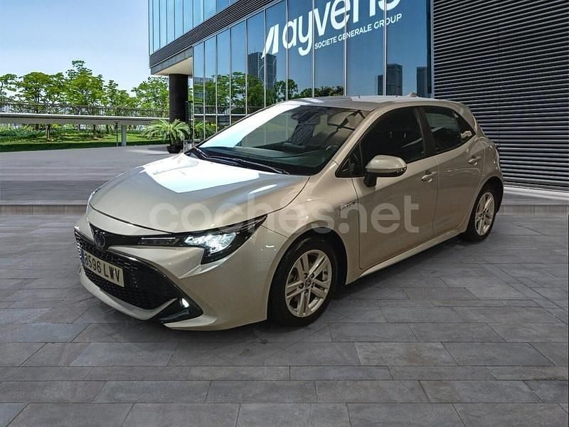 Gris plata Usado 2022 Toyota Corolla Active Berlina | 19.600 € (Precio justo) - Imagen 1/4
