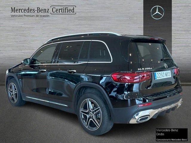 Usado Mercedes GLB200 AMG line 150 CV (110 kW) 2025 Negro SUV