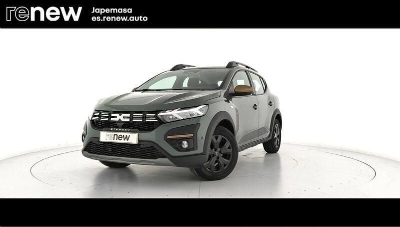 Usado Dacia Sandero Extreme 100 CV (73 kW) 2025 Verde Berlina