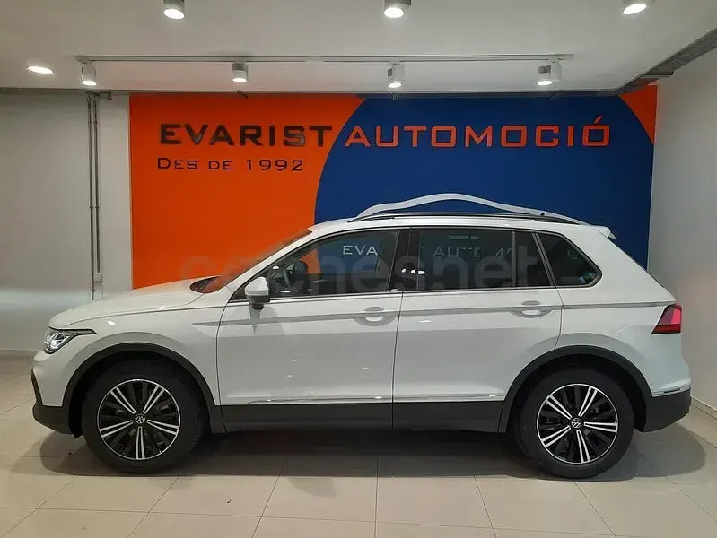 Usado VW Tiguan Life 150 CV (110 kW) 2024 Blanco SUV