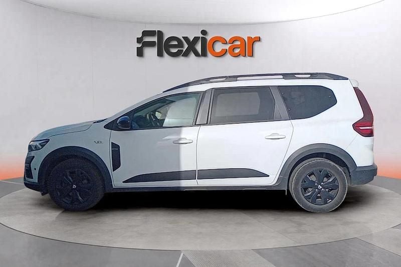 Usado Dacia Jogger Expression 110 CV (80 kW) 2023 Blanco Monovolumen