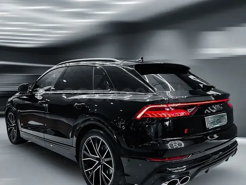 Usado Audi SQ8 Exclusive 507 CV (372 kW) 2024 Negro SUV