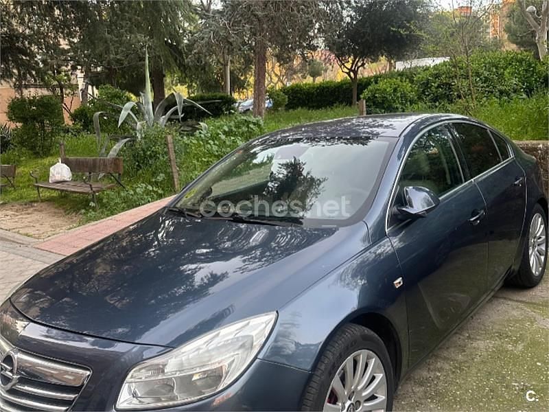 Usado Opel Insignia Cosmo 160 CV (117 kW) 2010 Azul Berlina