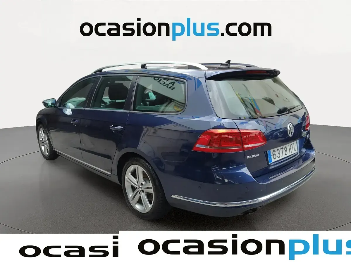Usado VW Passat R-line 140 CV (102 kW) 2013 Azul Familiar