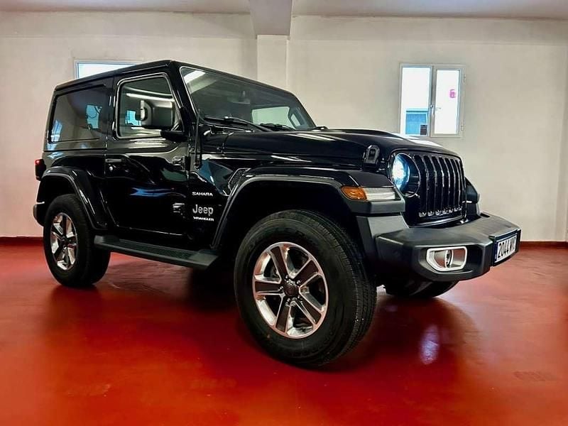 Usado Jeep Wrangler Sahara 200 CV (147 kW) 2019 Negro SUV