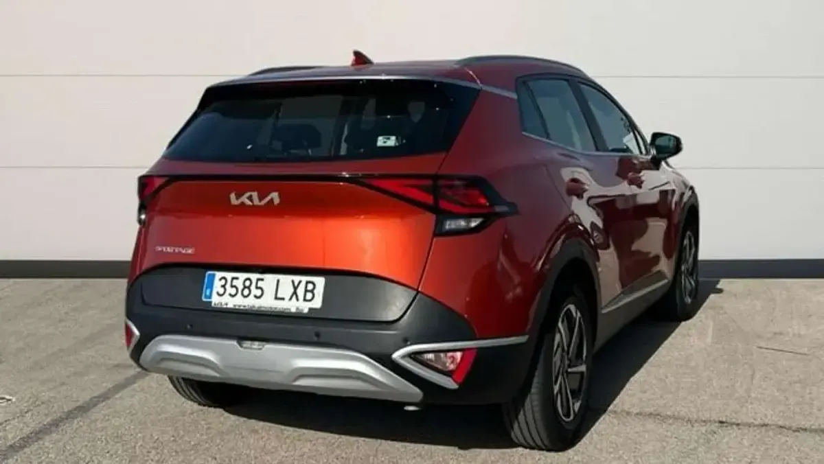 Usado Kia Sportage 152 CV (111 kW) 2022 Naranja SUV