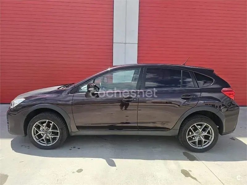 Usado Subaru XV Sport 147 CV (108 kW) 2015 Marrón SUV
